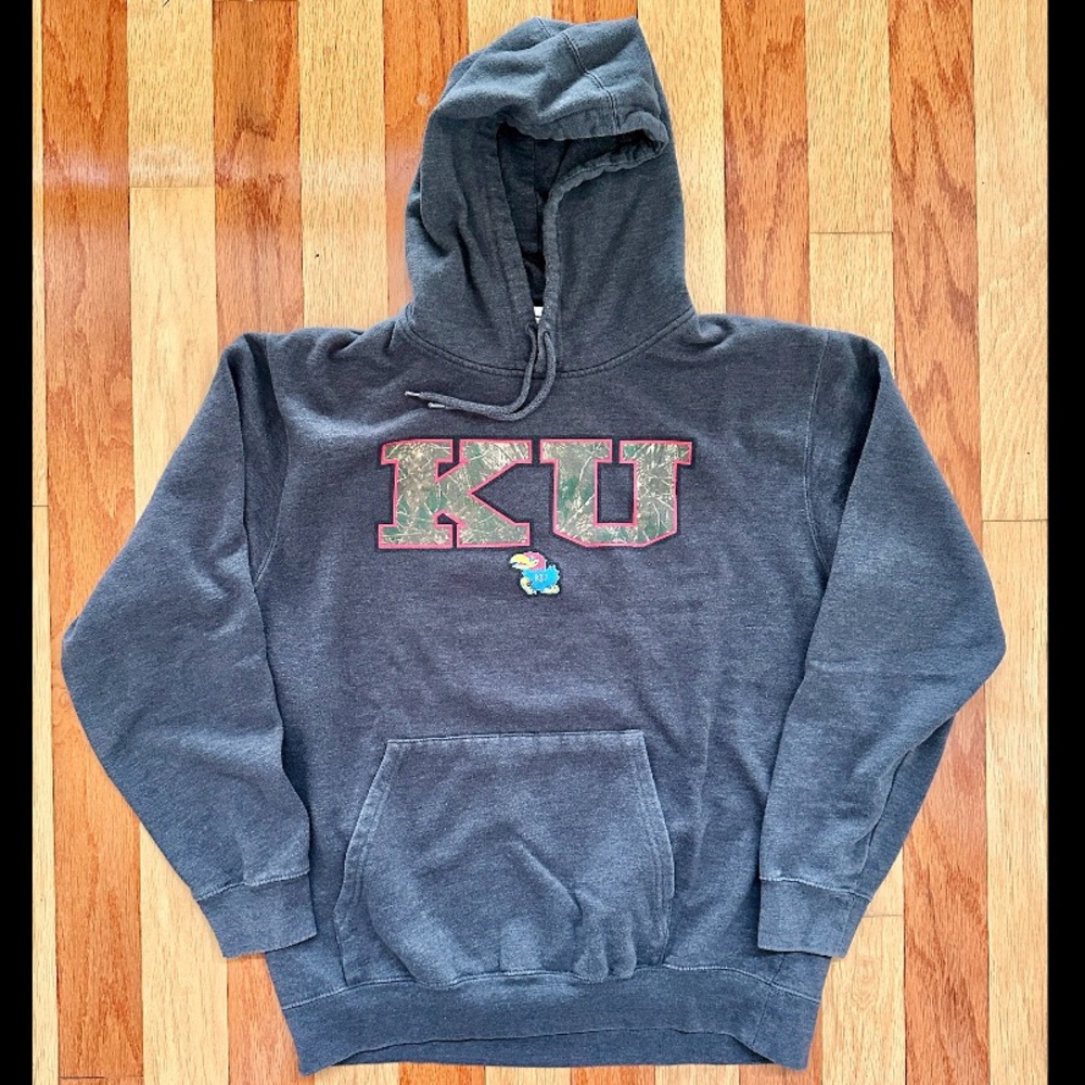 MENS KU UNIVERSITY of KANSAS JAYHAWKS HOODED SWEATSHIRT HOODIE GRAY CAMO LOGO L